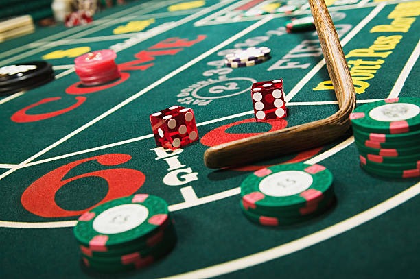 Texas Poker table on pajak88 login showing community cards and player positions